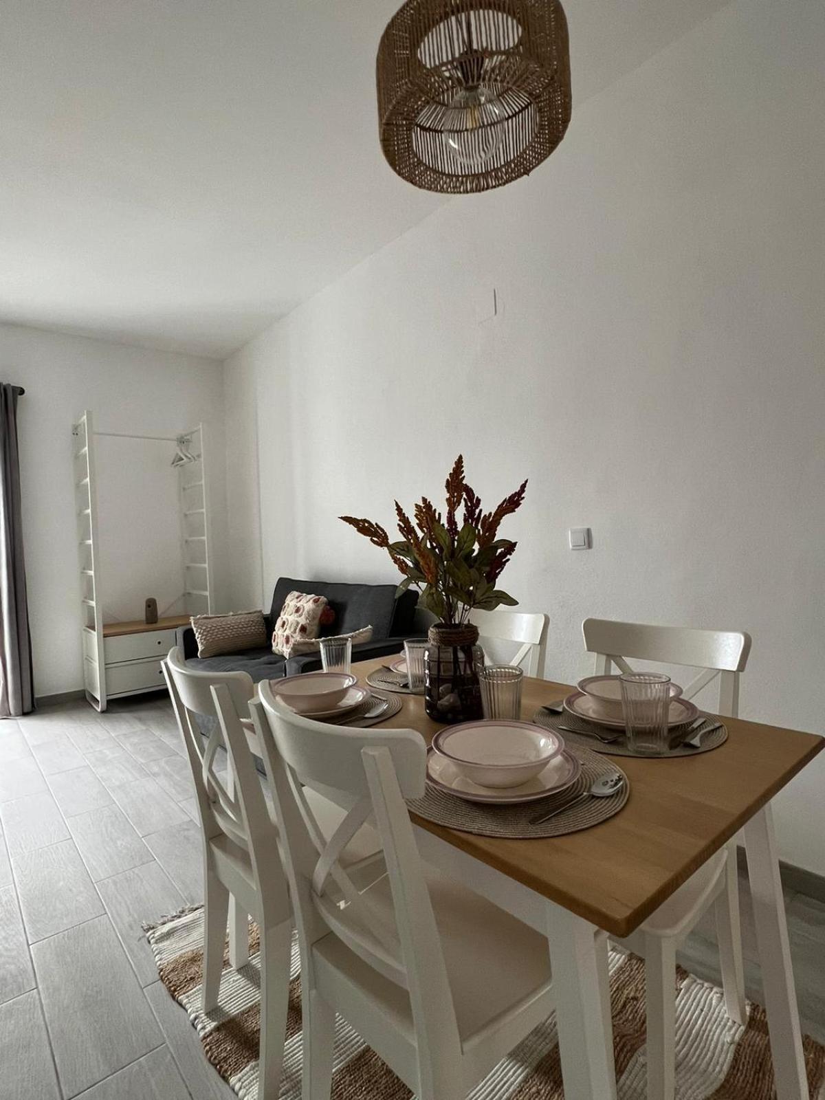 Apartamentos Turisticos A.Parra Jerez de la Frontera Esterno foto